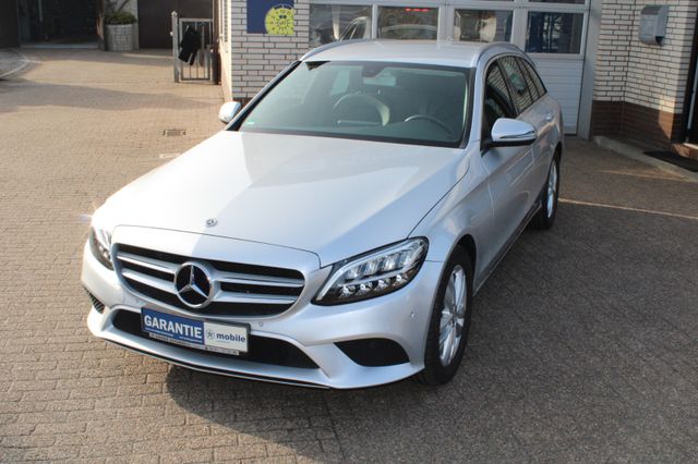 MERCEDES-BENZ C 180 T CGI Avantg.*Airmatic*AHK*LED*Navi*Kamera