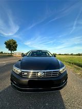 Volkswagen Passat R-Line 1.8TSI DSG - Volkswagen Passat in Mannheim