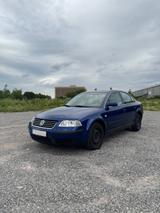 Volkswagen Passat 1.6 Basis Basis - gebrauchte VW Passat aus dem Jahr 2002