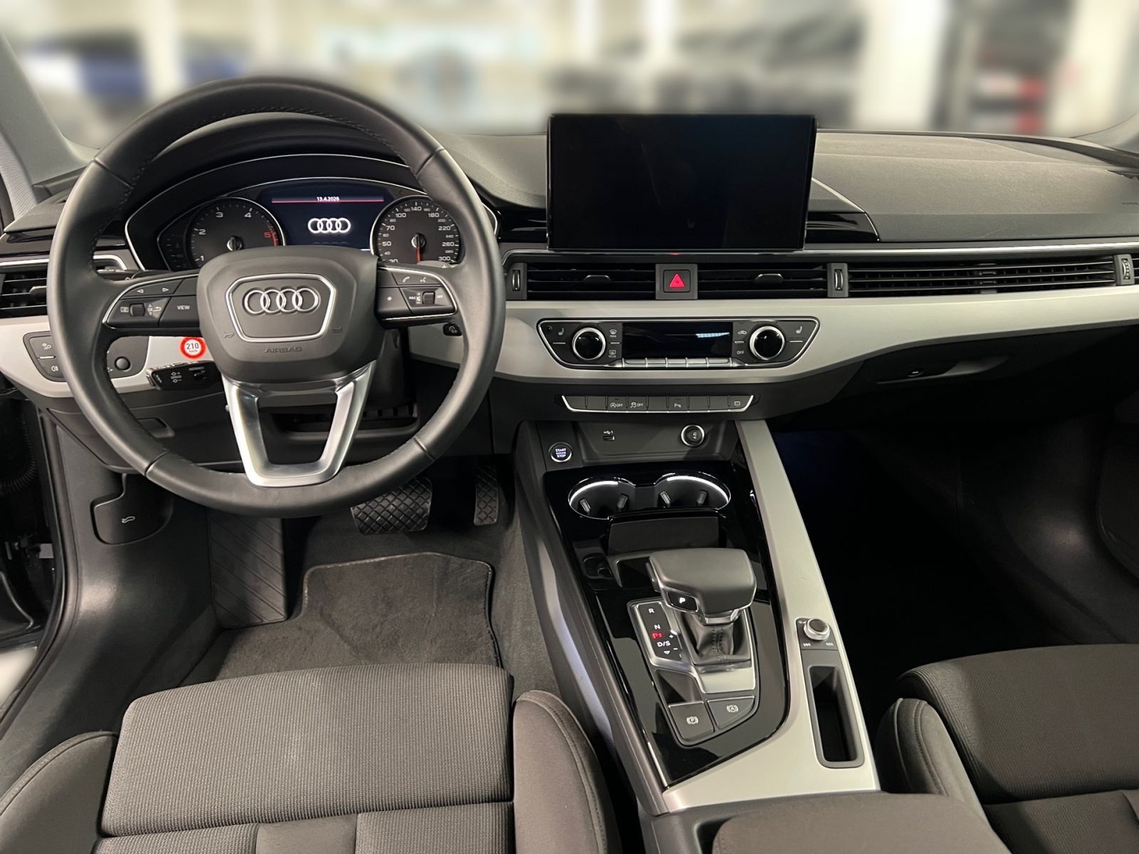 Audi A4 - Bild 12