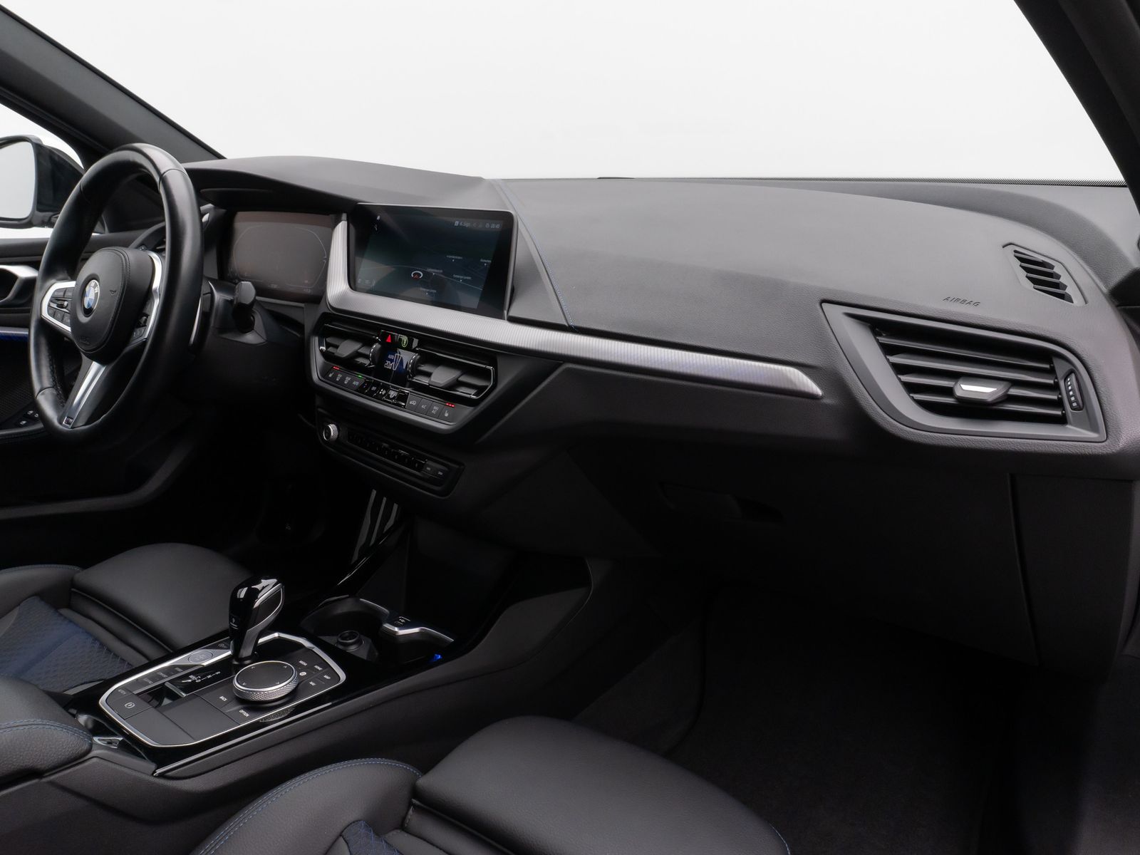 Fahrzeugabbildung BMW 120i M Sport DAB CockPitPr PDC Geschwindigkeitsr