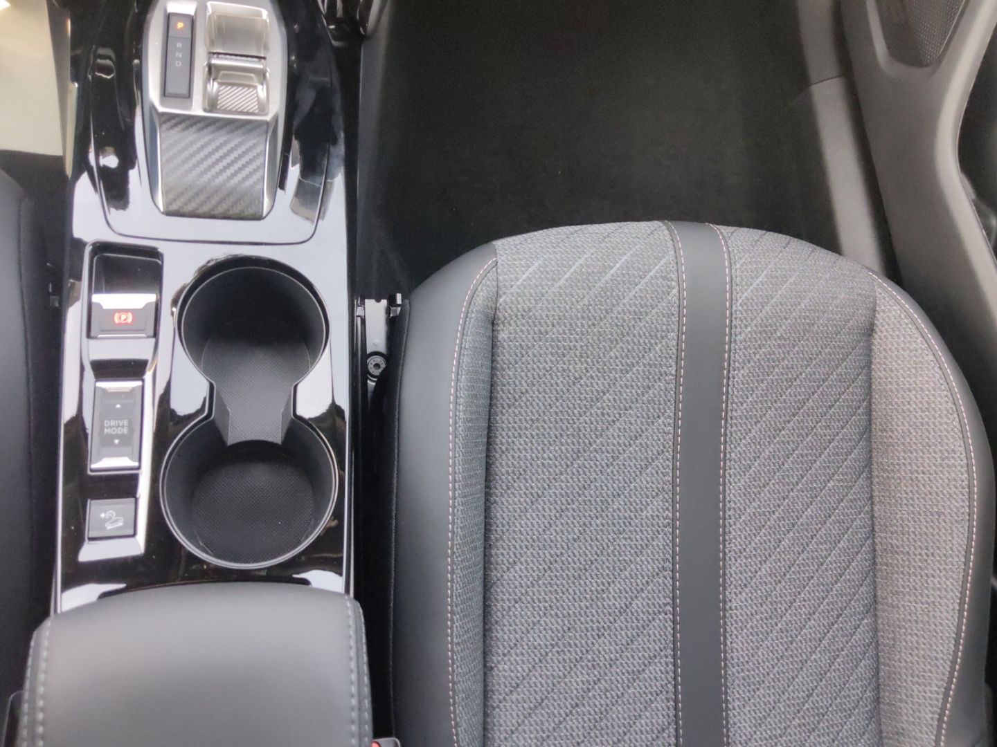 Peugeot 2008 - Bild 24