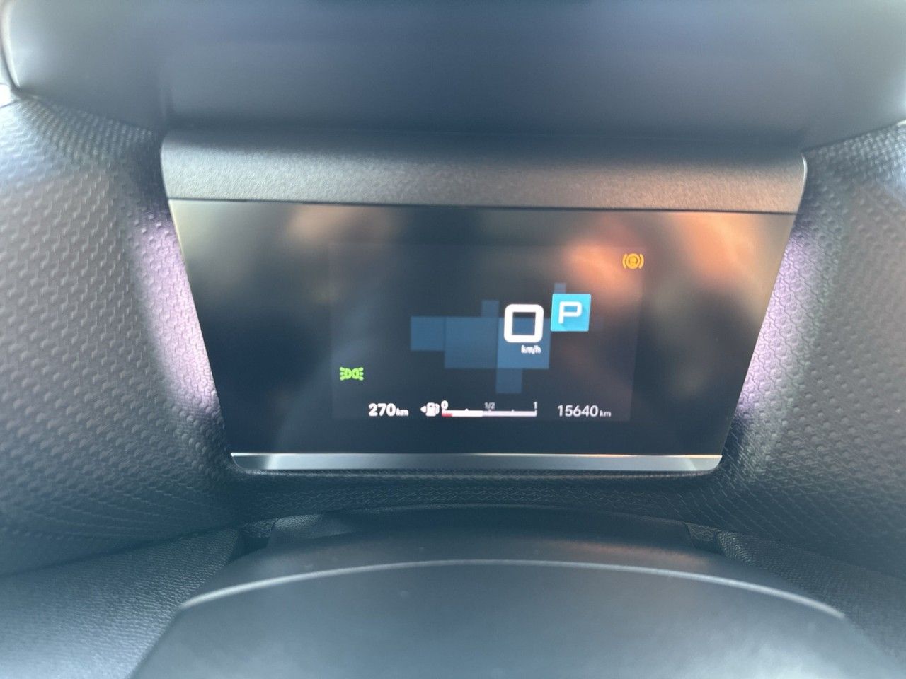 Fahrzeugabbildung Citroën C4 PureTech 130 EAT8 Shine