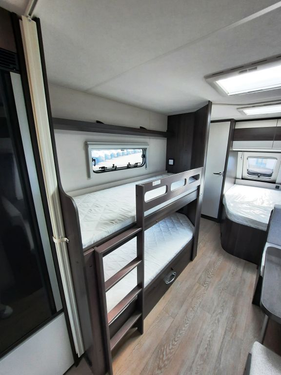 Fahrzeugabbildung Hobby Prestige 720 UKFe Verfüg./Sparen Sie 5.903,- €