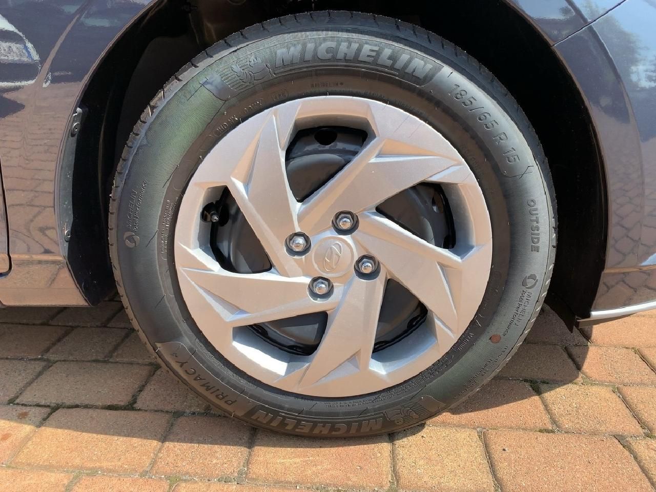 Fahrzeugabbildung Hyundai i20 Select Funktionspaket