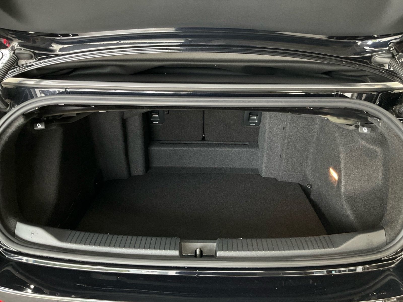 Volkswagen T-Roc - Bild 8