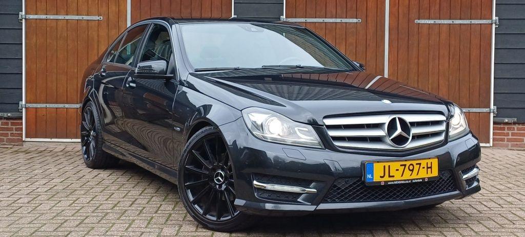 Mercedes-Benz C 180 Avantgarde, AMG pakket, Bluetooth, Automaa