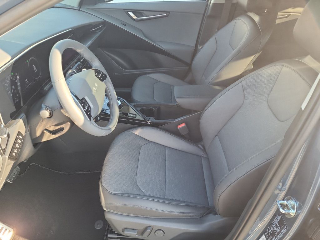 Fahrzeugabbildung Kia Niro 1.6 Hybrid Spirit Technologie Paket