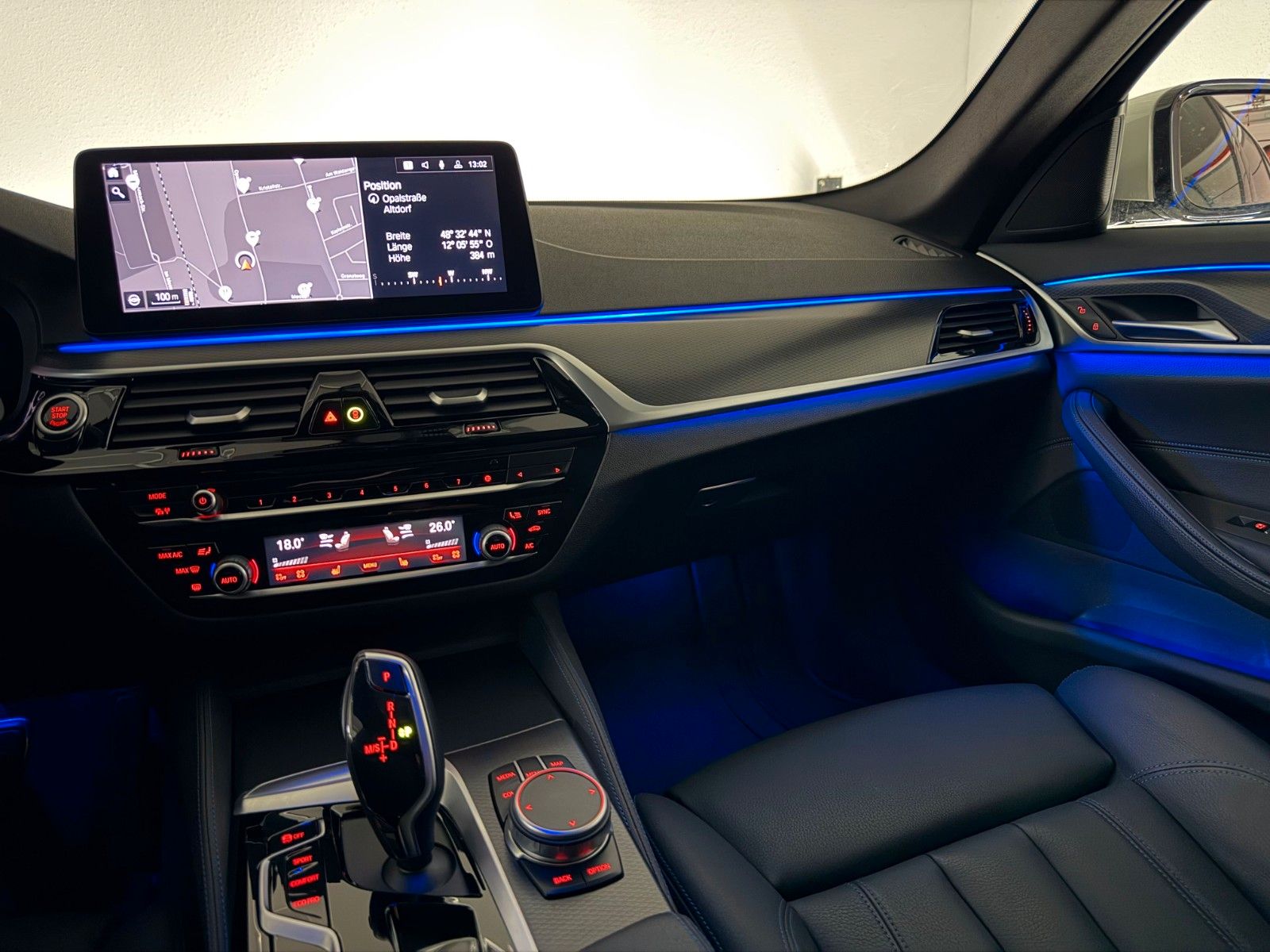 Fahrzeugabbildung BMW 530 d xDrive M SPORT/LASER/HuD/eGSD/FACELIFT