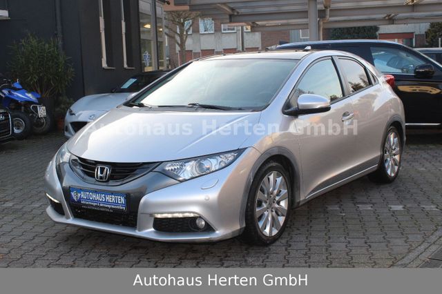 Honda Civic 1.8 Executive*LIMO*NEUES MODELL*NAVI*PANO*