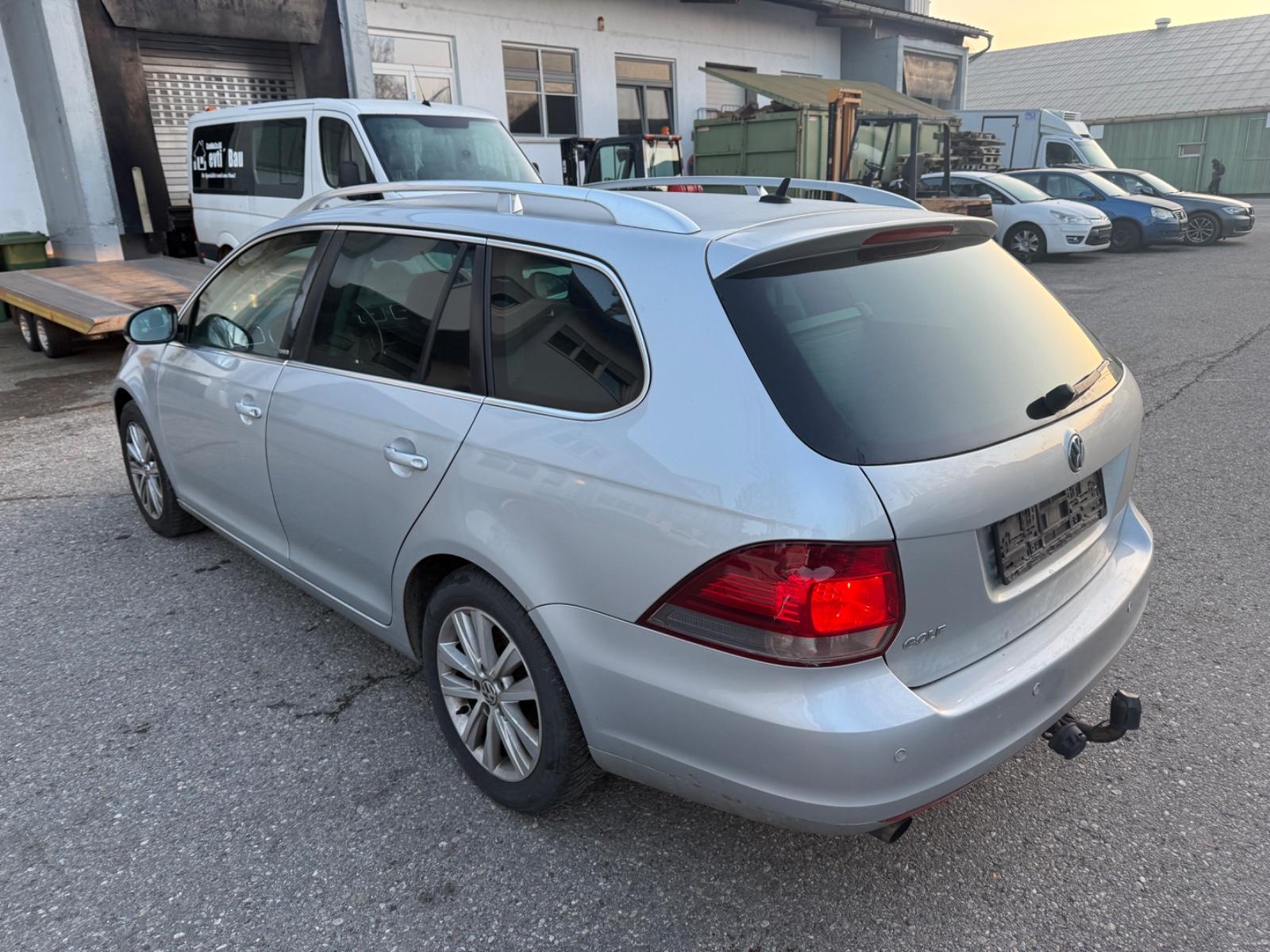 Volkswagen Golf 1.6 TDI Style Variant*SHZ*Euro 5*