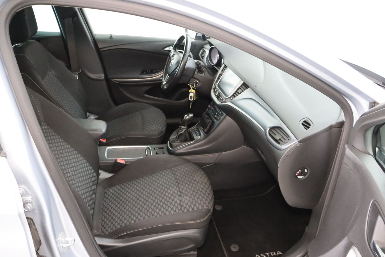 Fahrzeugabbildung Opel Astra K Sports Tourer Active