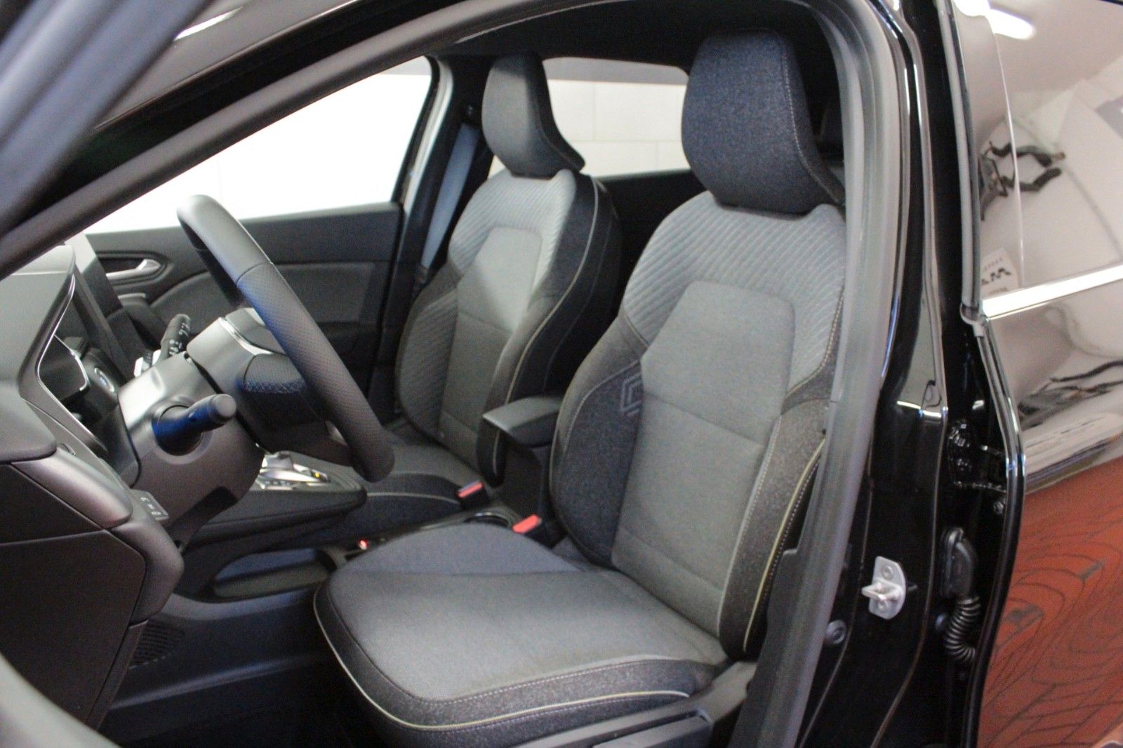 Fahrzeugabbildung Renault Symbioz E-Tech Full Hybrid 145 Techno *Winterp.*