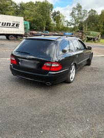 صورة 4 لـ 2007 Mercedes-BENZ E 280