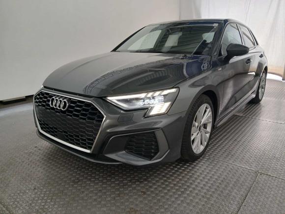 Audi A3 35 TDI S-Line/MATRIX/VC/CARPLAY/ACC/KAMERA
