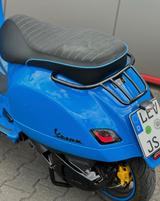 Vespa Rizoma Edelumbau Sonderfarbe Porsche Shark Blue - VESPA ROLLER