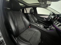 MERCEDES-BENZ E 350d / 4x4 / 1.HAND/ PANO / GARANTIE / LED / MERCEDES-BENZ E 350d / 4x4 / 1.HAND/ PANO / GARANTIE / LED /