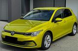 Volkswagen Golf 8 2.0 TDI SCR DSG NAVI VIRT AHK ACC STH  - Volkswagen Golf mit Diesel-Antrieb: Gelb, Ambiente-Beleuchtung, Limousine