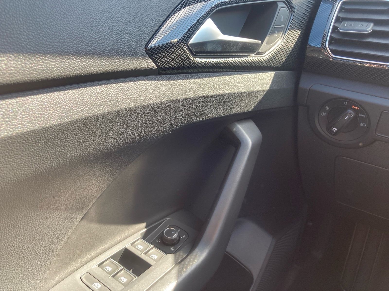 Volkswagen T-Cross - Bild 15