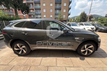 Jaguar F-Pace - 4