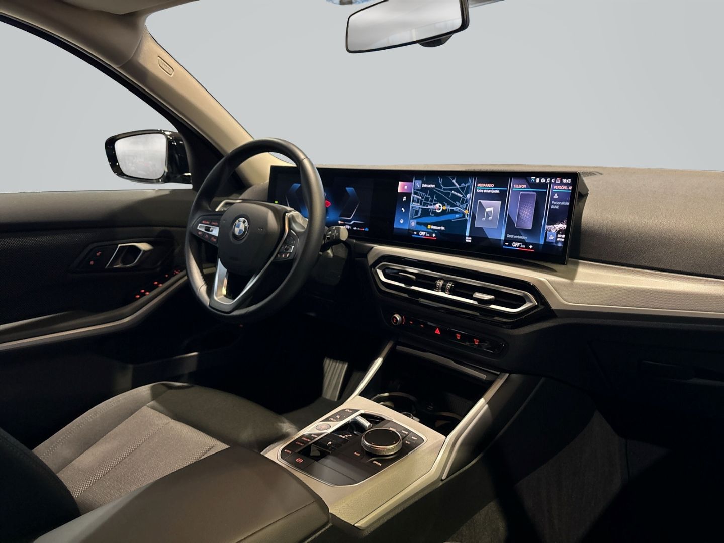 BMW 320 i Touring Sport-Aut.+LED+DAB+PDC+DIGITAL COC foto 10