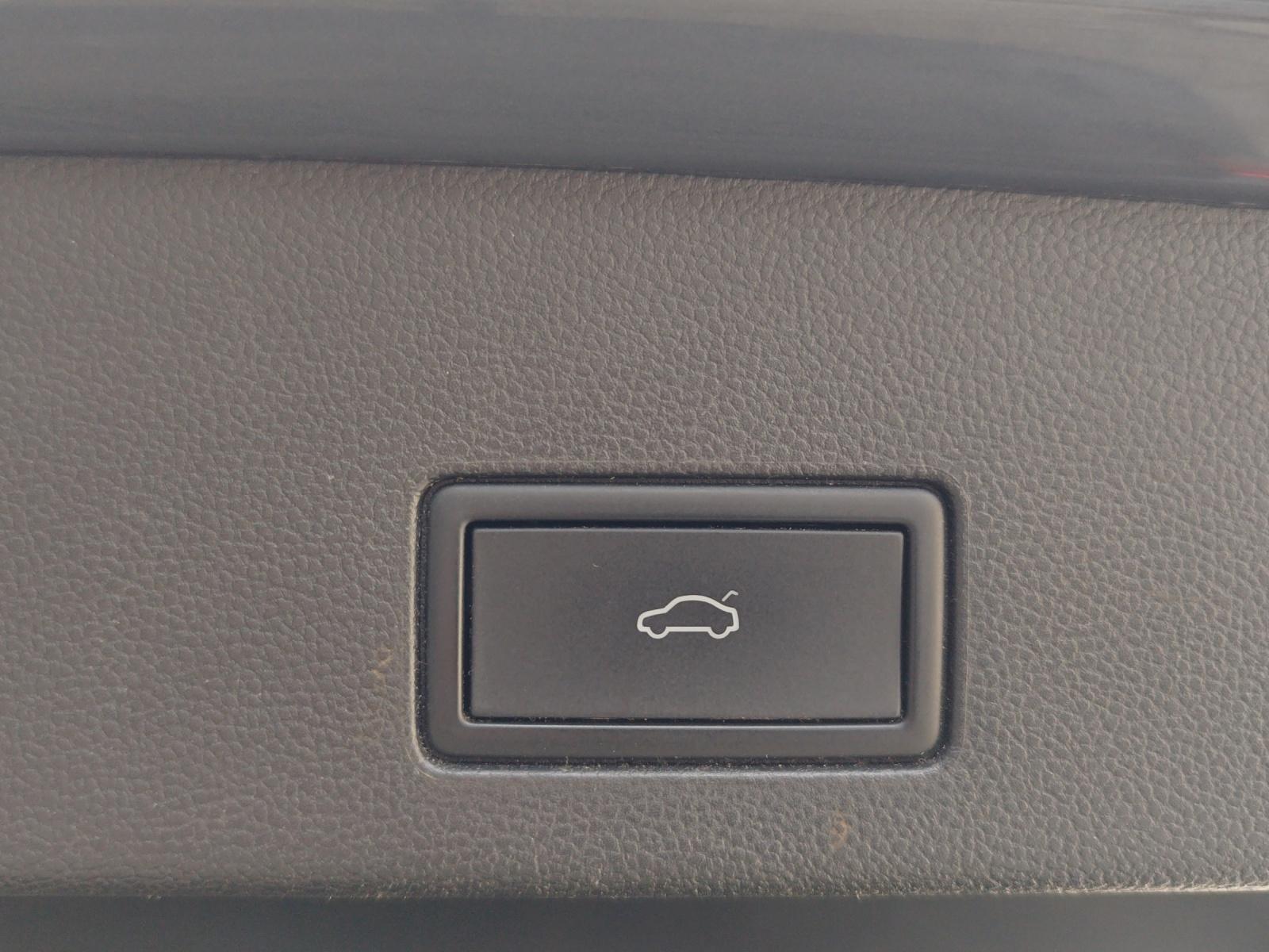 Volkswagen Golf VIII Variant Style 1.5 eTSI DSG AHK/KEYLESS, миниатюра 22