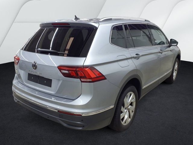 Fahrzeugabbildung Volkswagen Tiguan Allspace 2.0 TDI DSG Life LED AHK KAMERA
