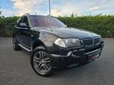 BMW X3 3.0i Leder Xenon Panorama - BMW X3 aus 2005: 0i