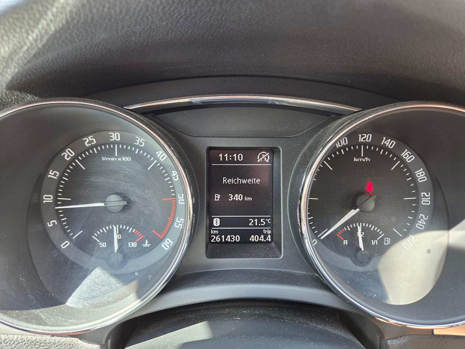 Skoda Superb 2014 — photo 10