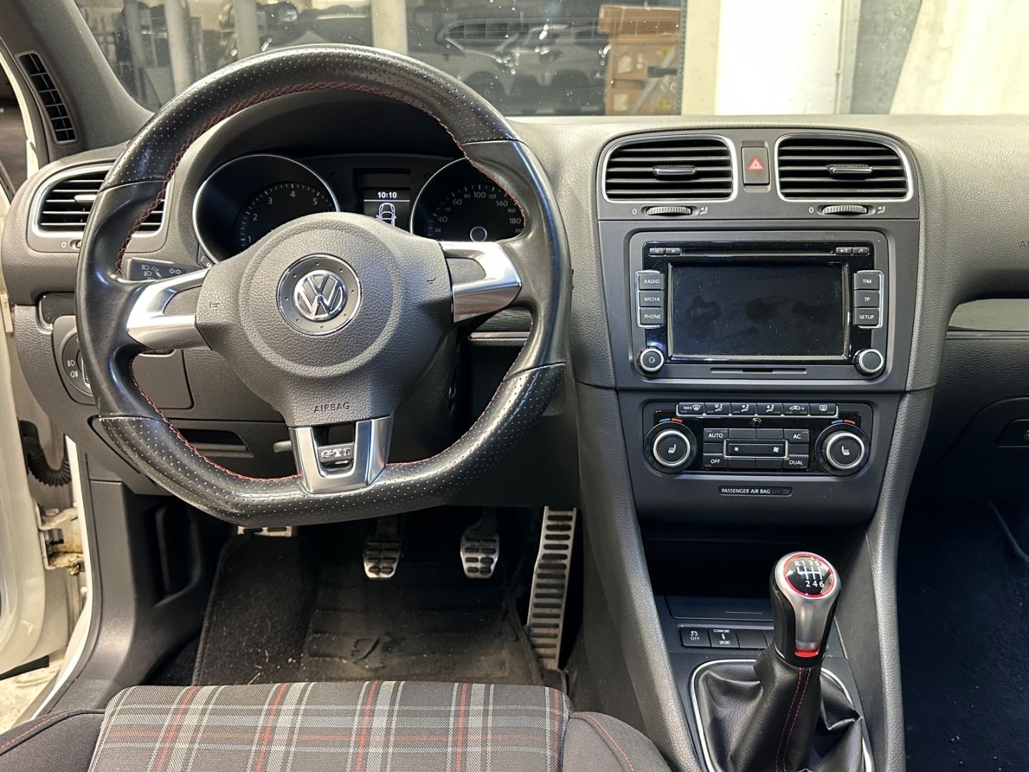 Fahrzeugabbildung Volkswagen Golf GTI VI 2.0 TSI AD Soundsystem Dynaudio Dyn.