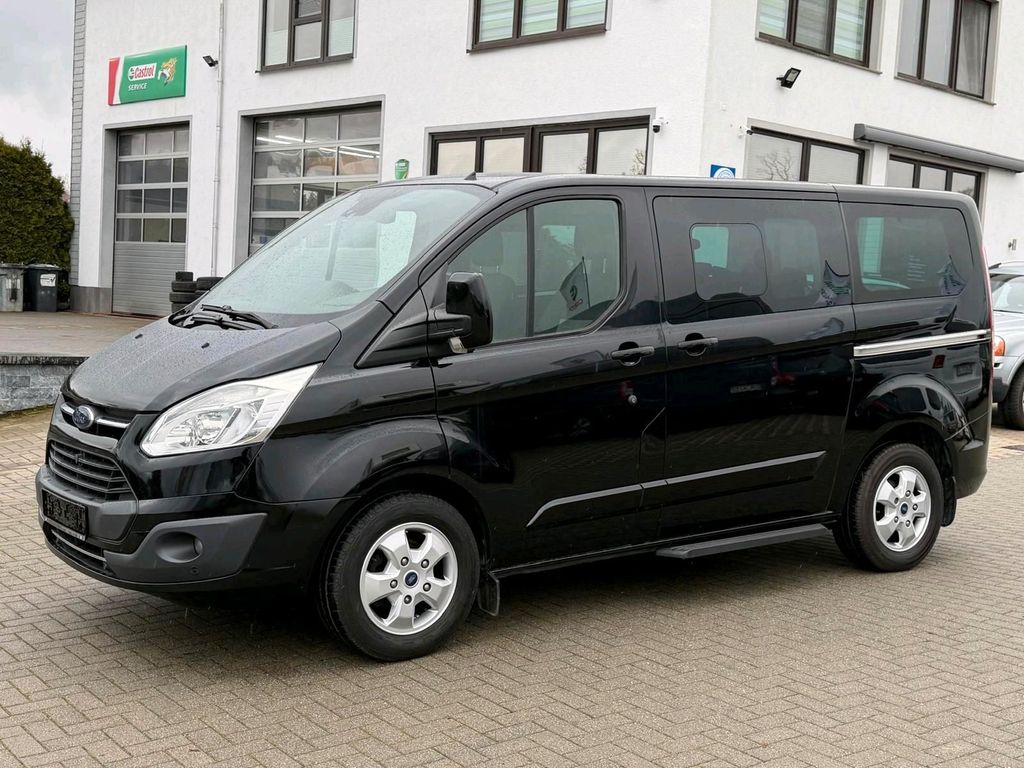Image of Ford Tourneo Custom