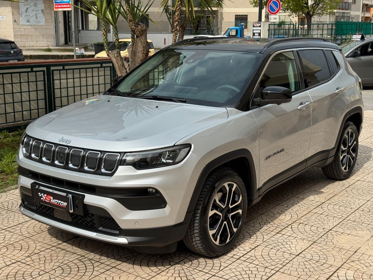 Jeep Compass 1.6 Multijet II 2WD 130CV Limited imagem 3