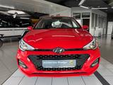 Hyundai i20 *AUTOMATIK*SITZ/LENKRADHEIZUNG* - Hyundai i20 mit Benzin-Antrieb: Automatik
