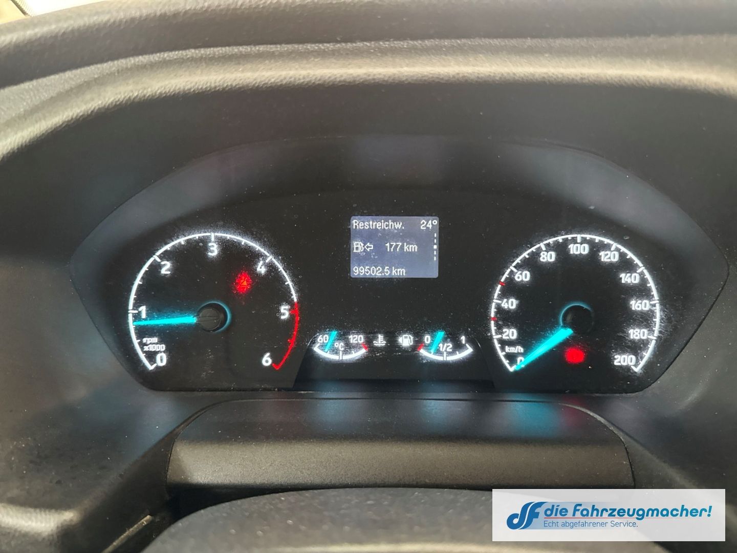 Fahrzeugabbildung Ford Transit Custom Kasten 300 L1 Trend Notbremsass.