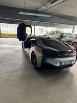 BMW i8 Coupé - - BMW i8: Coupe