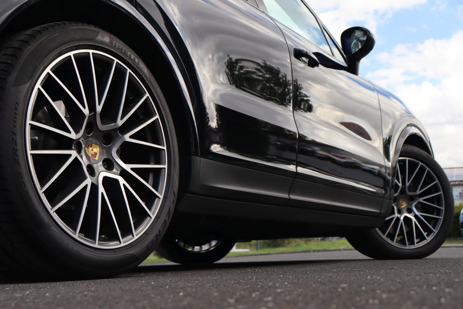 Porsche Cayenne S +LUFT+PANO+LED+ASSISTENZ+LENKUNG-HINTE