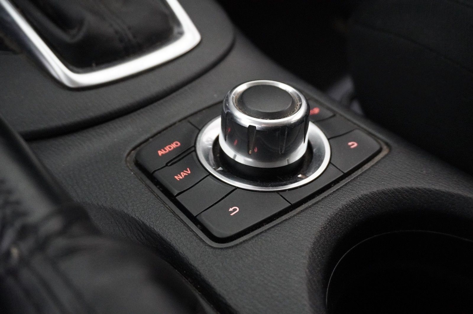 Fahrzeugabbildung Mazda CX-5 2.2 SKYACTIVE SENDO NAVI/BOSE/BI-XENON/AHK