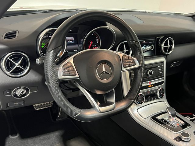 Mercedes-Benz SLC 300 Roadster AMG Automatik,Klima,LED,Alu 18"