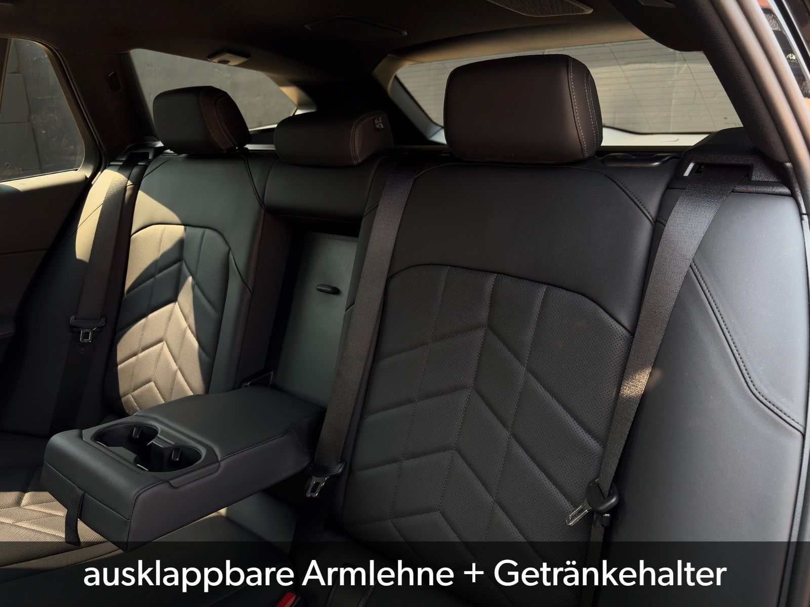 Fahrzeugabbildung BMW i5 eDrive40 Touring M Sport Shadow 360° B&W HuD