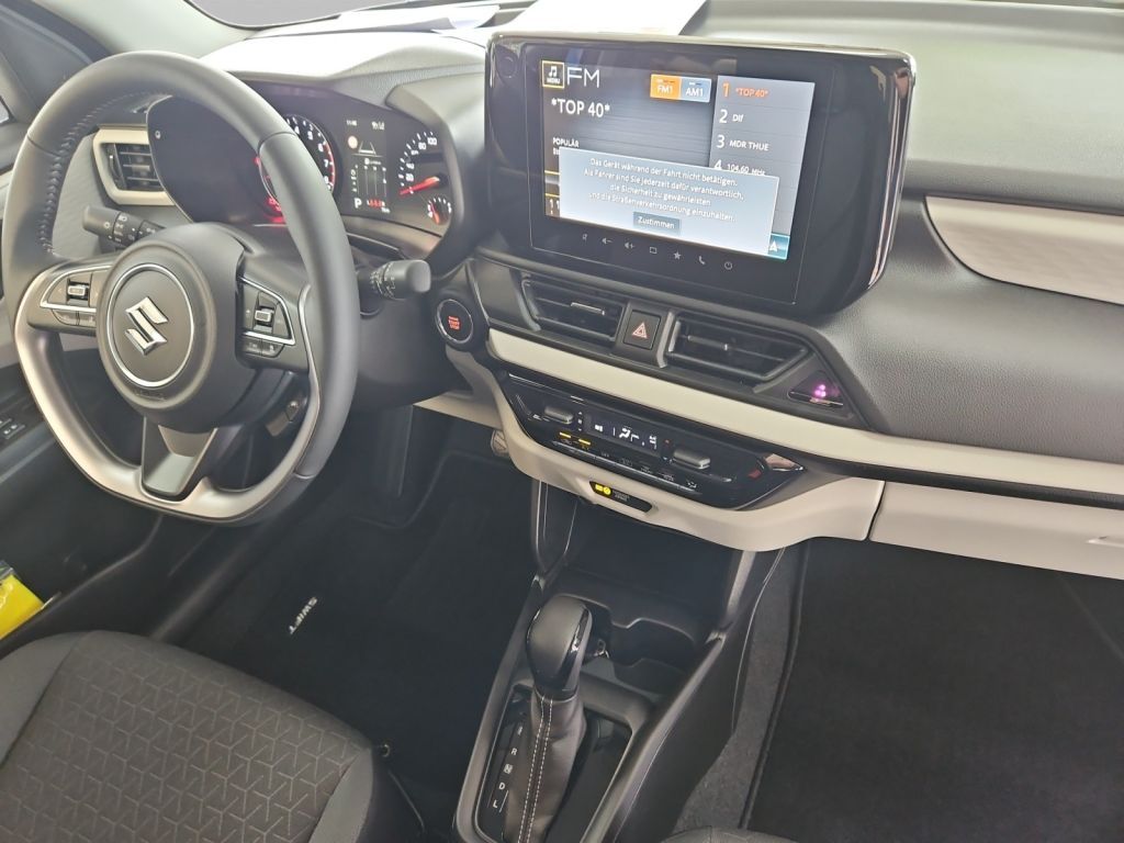 Fahrzeugabbildung Suzuki Swift 1.2 Dualjet Hybrid CVT Comfort