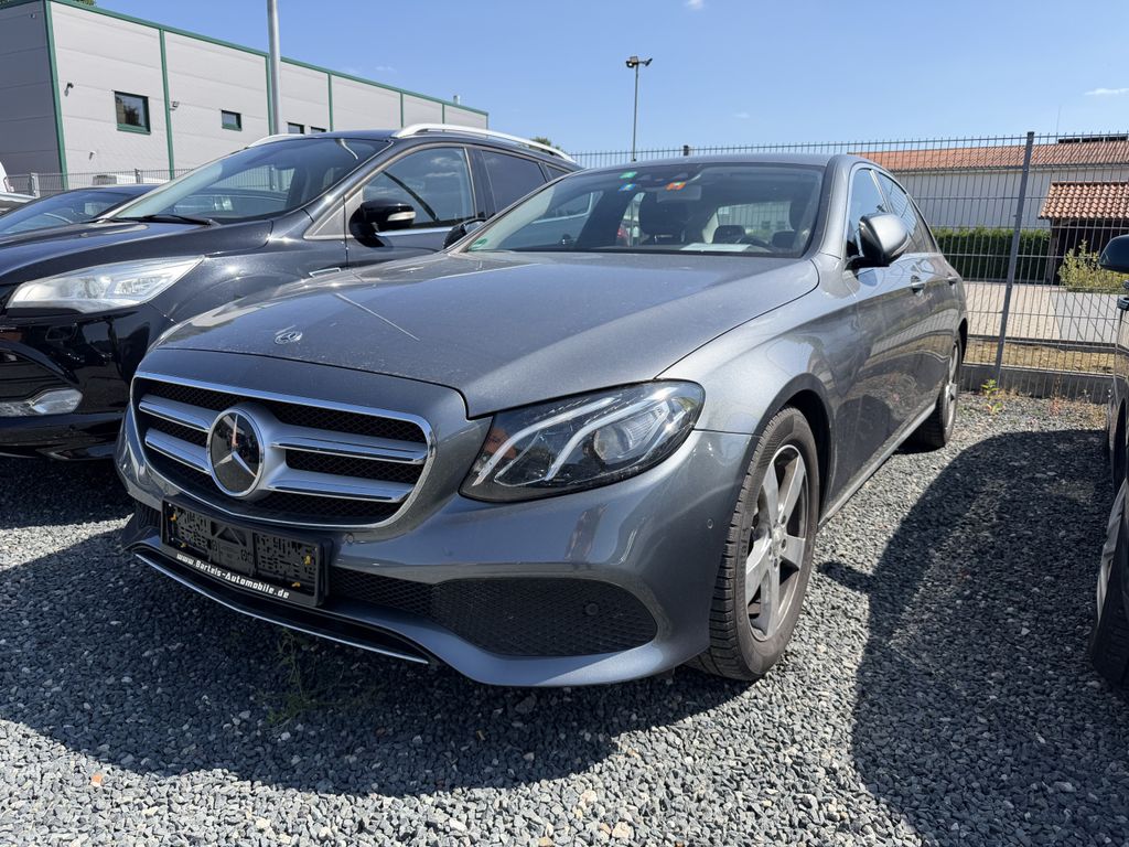 MERCEDES-BENZ E 250 CGI Avantgarde, LED, Leder, ACC, Kamera