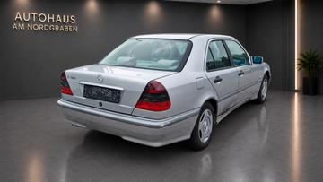 صورة 3 لـ 1998 Mercedes-BENZ C 180