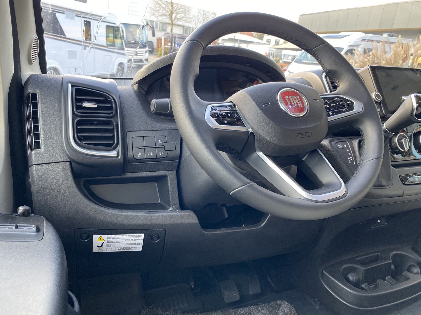 Fahrzeugabbildung Knaus Sky Ti PLATINUM SELECTION 650 MEG Automatik