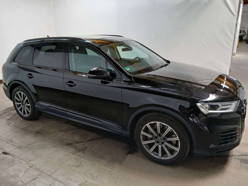 Image of Audi Q7
