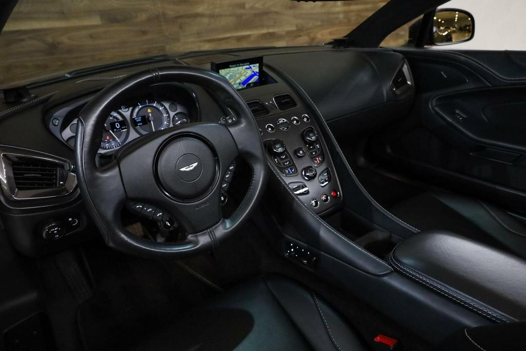 Aston Martin Vanquish