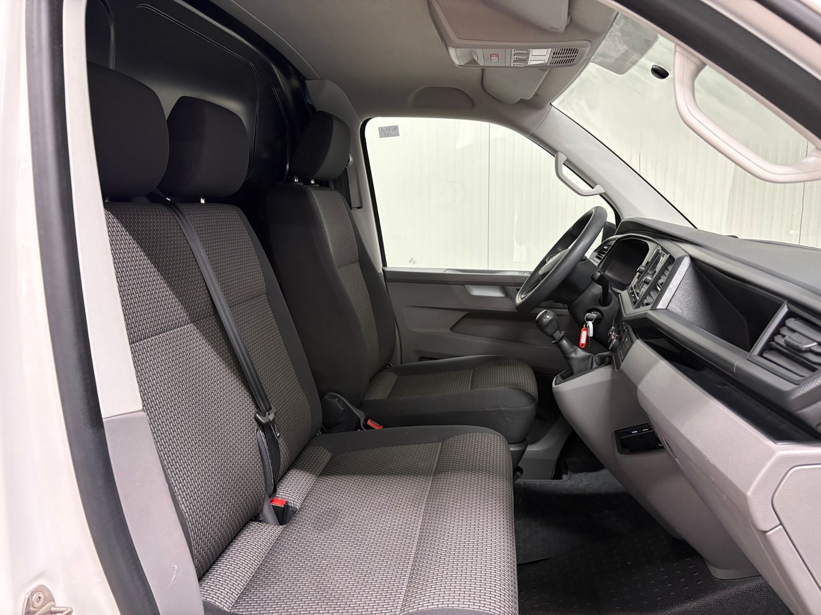 T6.1 Transporter EcoProfi 2.0 TDI LED RFK