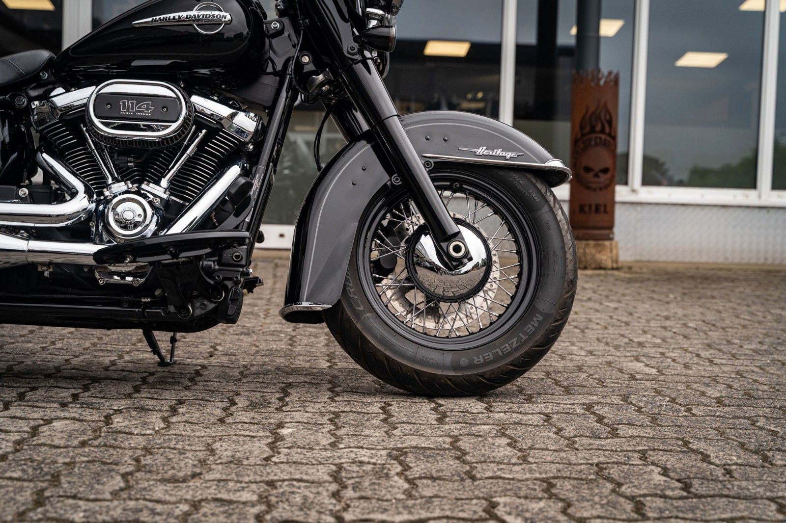 Fahrzeugabbildung Harley-Davidson Softail Heritage 114 FLHCS - STAGE II. SE-TORQUE