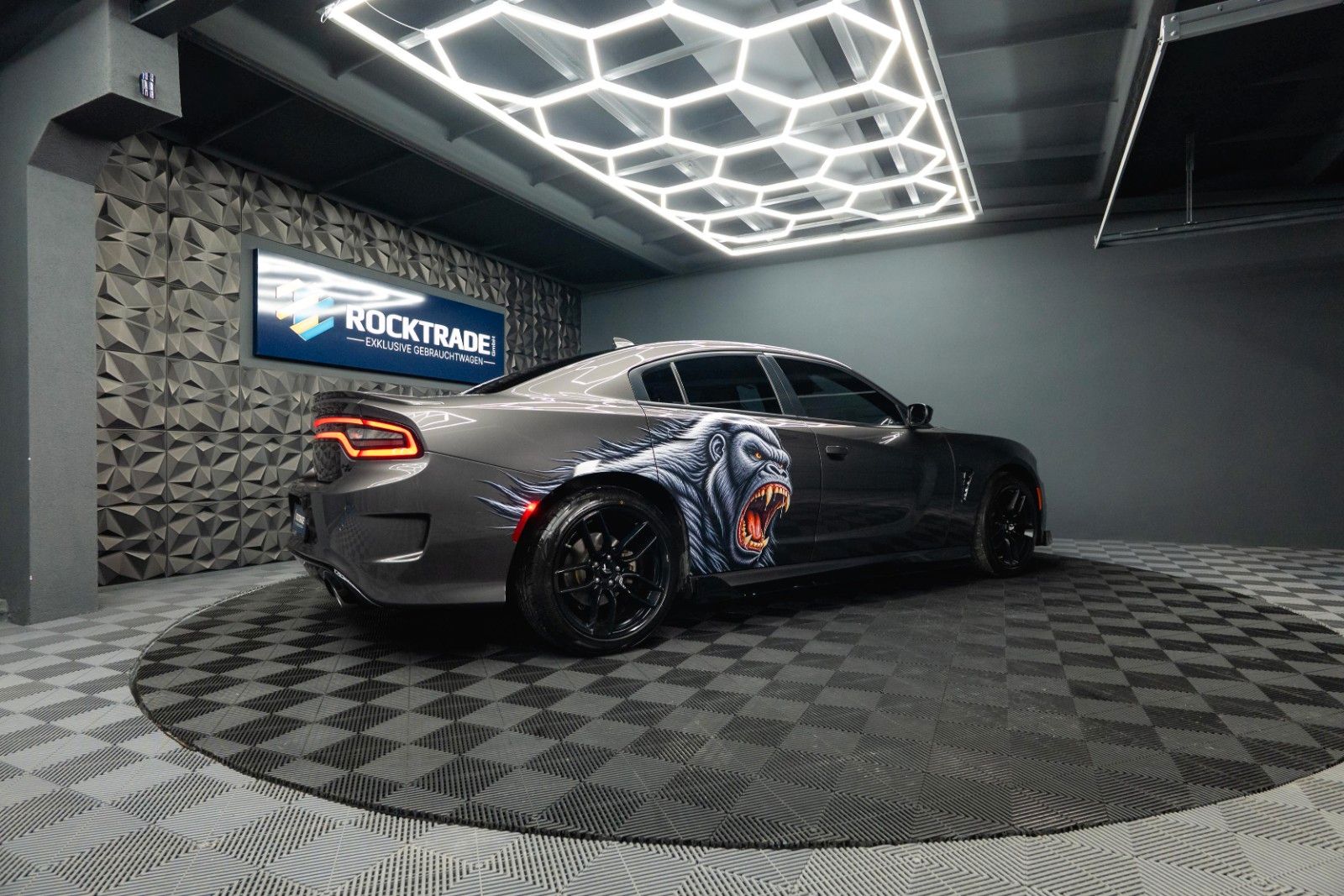 Fahrzeugabbildung Dodge Charger 5.7 V8 HEMI R/T KONG Night Performance