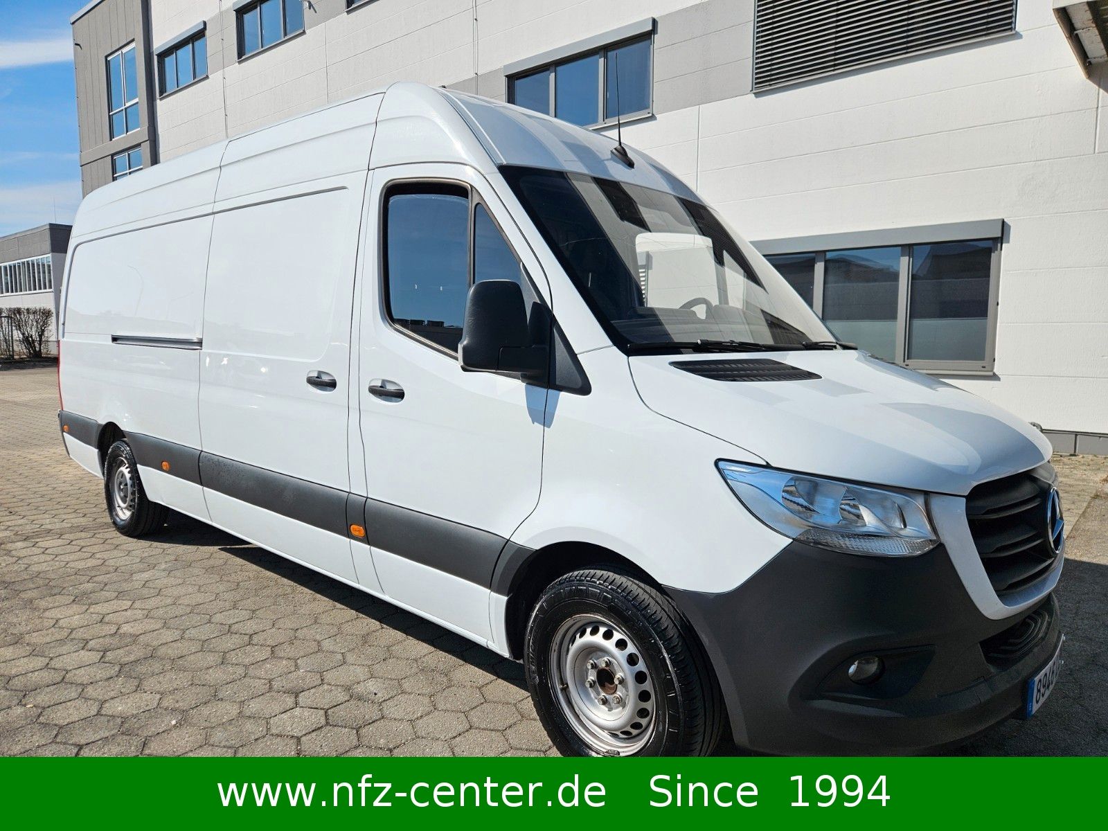 MERCEDES-BENZ Sprinter 319 CDI V6 RWD L3 / L4/MAXI/MBUX/PDC