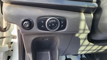 Fahrzeugabbildung Ford Transit Pritsche 350 L4 Einzelkabine Trend